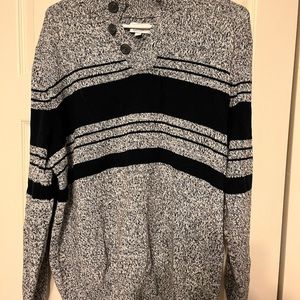 Croft and barrow Mens pull over sweater.